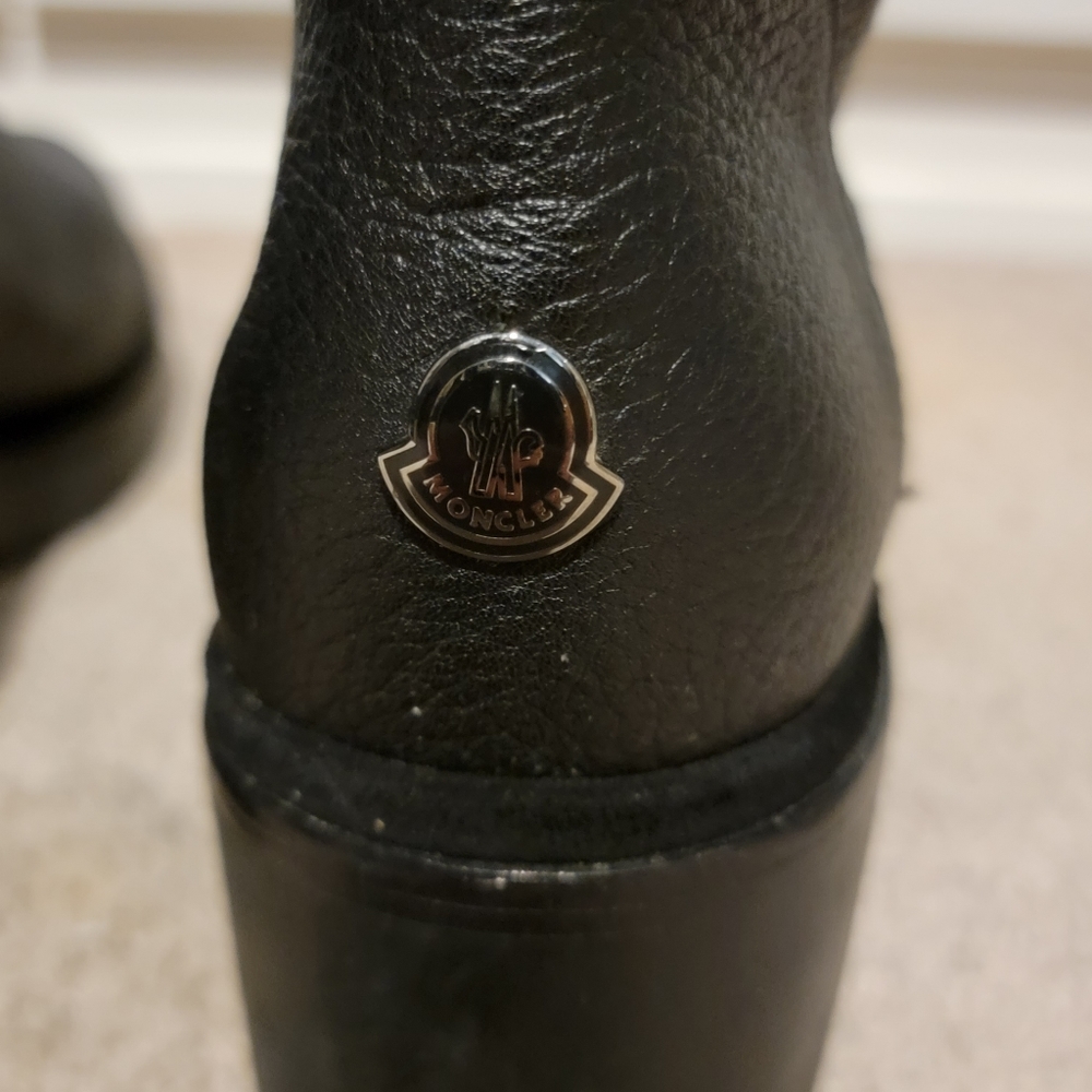 Moncler Cassandre Fleece Lined Heeled Lug Sole Winter Boots Size 39 9 US - Picture 7 of 10
